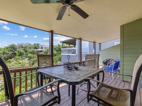 319 Venture Boulevard S, Point Venture TX 78645
