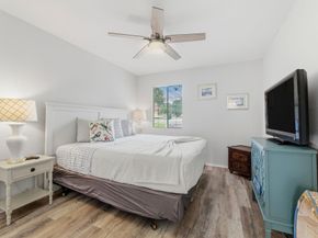 319 Venture Boulevard S, Point Venture TX 78645