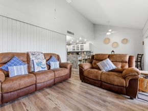 319 Venture Boulevard S, Point Venture TX 78645