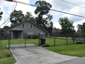 8535 Parkette Drive, Houston TX 77028