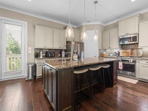 1137 Beasley Hills Lane, Houston TX 77008