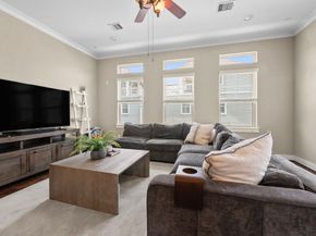 1137 Beasley Hills Lane, Houston TX 77008