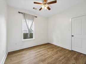 5105 Chapman Street, Houston TX 77009