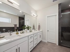 3067 Hicks Street, Houston TX 77007