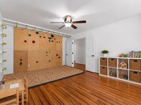 3022 Greenhaven Lane, Houston TX 77092