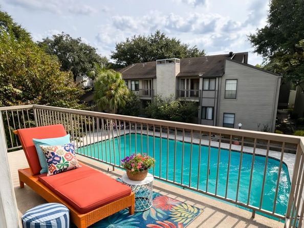9707 Richmond Avenue 16, Houston TX 77042