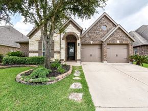 9214 Holloway Cliff Lane, Cypress TX 77433