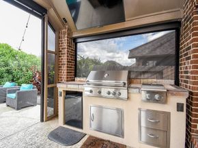 9214 Holloway Cliff Lane, Cypress TX 77433