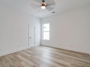 3728 Noah Street, Houston TX 77021