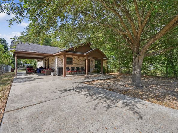 704 Dr Martin Luther King Jr Place N, Conroe TX 77301