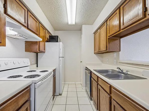10101 S Gessner Road 316, Houston TX 77071
