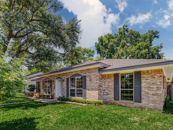 6226 Paisley Street S, Houston TX 77096