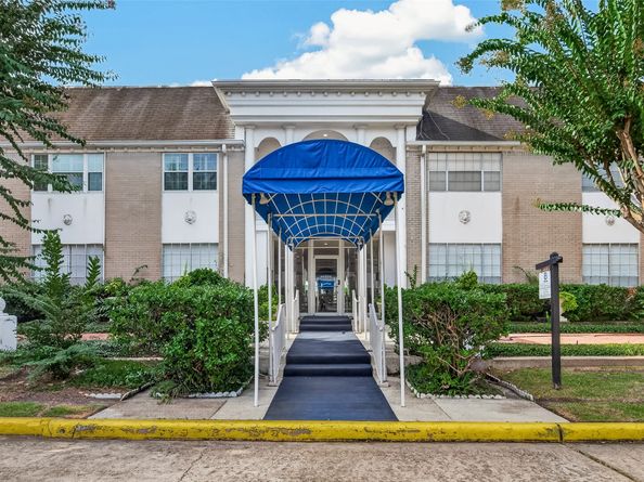 2701 Bellefontaine Street B4, Houston TX 77025