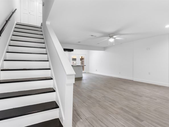 1011 Hamblen Road 205, Kingwood TX 77339