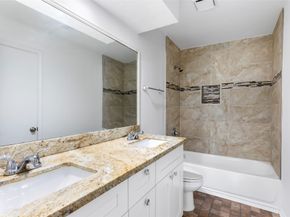 1011 Hamblen Road 205, Kingwood TX 77339