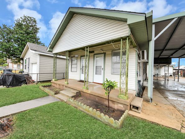 7935 Avenue F, Houston TX 77012