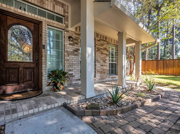 39 Currymead Place, The Woodlands TX 77382