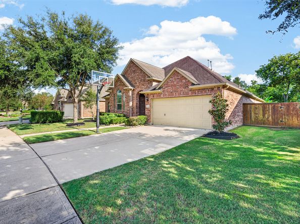 5811 Caper Shores Lane, Sugar Land TX 77479