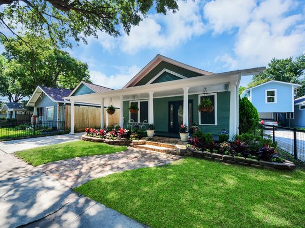 1114 W Cottage Street, Houston TX 77009