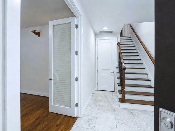 1206 W Dallas Street, Houston TX 77019