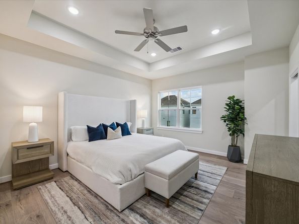 6346 Paddington Bend Drive, Houston TX 77008