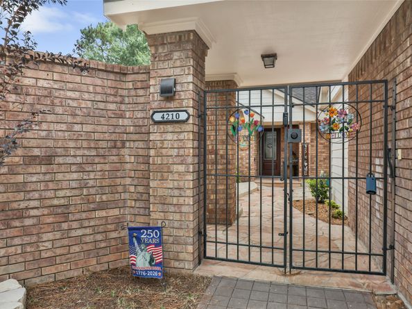 4210 Valley Glade Drive, Kingwood TX 77345