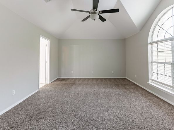 18206 Bluewater Cove Drive, Humble TX 77346
