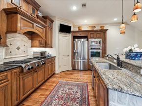 6417 Rodrigo Street, Houston TX 77007