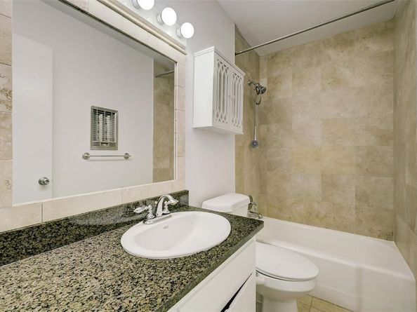 8277 Kingsbrook Road 254, Houston TX 77024