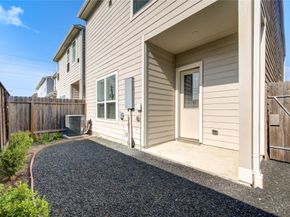 1517 Canter Bayou Way, Houston TX 77043