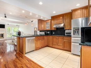 1900 Bay Area Boulevard 109, Houston TX 77058