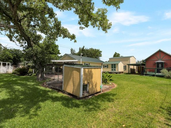 639 Manor Street, Houston TX 77015