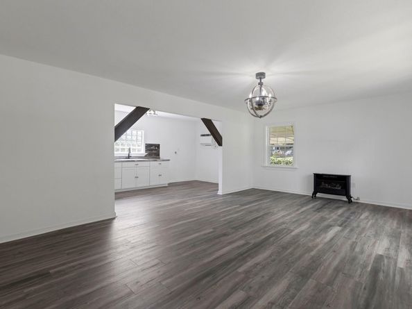 639 Manor Street, Houston TX 77015