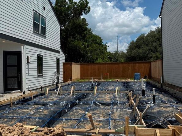 16038 Mason Run Drive, Houston TX 77079