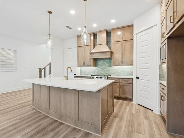 16038 Mason Run Drive, Houston TX 77079