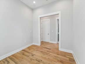 919 W 16th Street C, Houston TX 77008