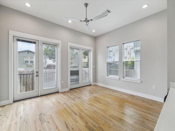 919 W 16th Street C, Houston TX 77008