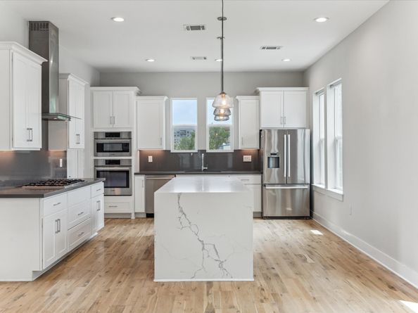 919 W 16th Street C, Houston TX 77008