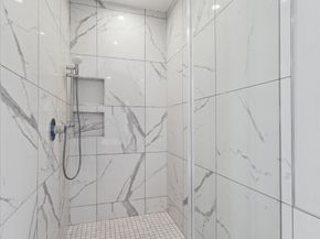 919 W 16th Street C, Houston TX 77008