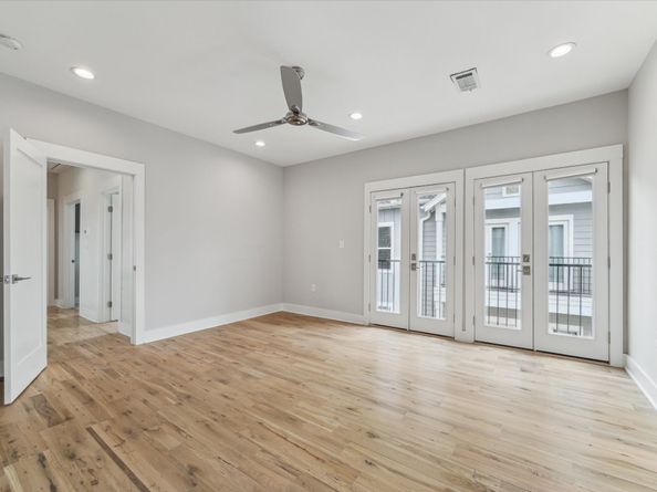 919 W 16th Street C, Houston TX 77008