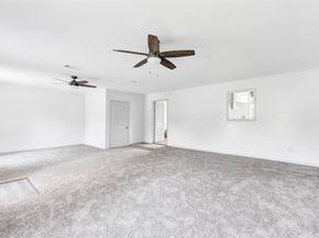 18586 Summer Hills Boulevard, Porter TX 77365