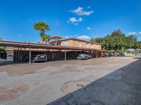 8110 Albacore Drive 38, Houston TX 77074