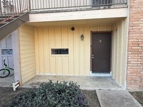 8110 Albacore Drive 38, Houston TX 77074