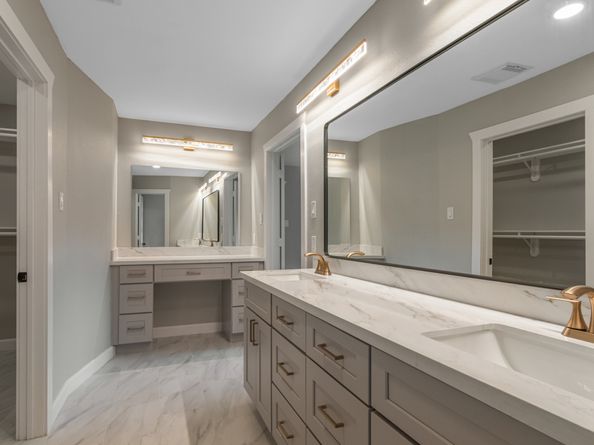 11406 Briar Forest Drive, Houston TX 77077