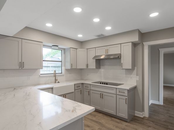 11406 Briar Forest Drive, Houston TX 77077