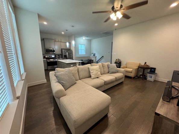 6031 Cypress Street, Houston TX 77074