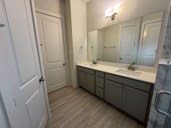 6031 Cypress Street, Houston TX 77074