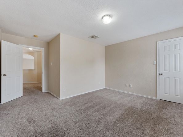 16546 Whitaker Creek Drive, Houston TX 77095