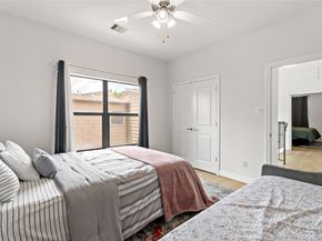 5223 Eigel Street, Houston TX 77007