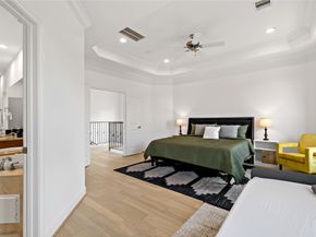 5223 Eigel Street, Houston TX 77007